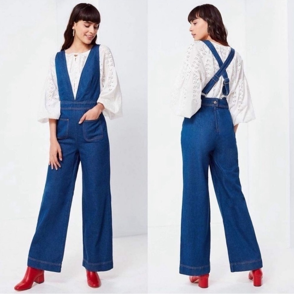 Urban Outfitters BDG Eleanor Plunging Denim Women's Jumpsuit Overalls | Size 4